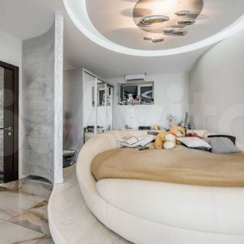 Продается 3-х комнатная квартира, 150 м²