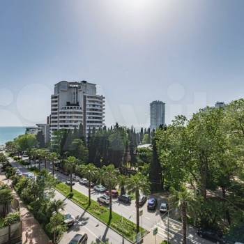 Продается 3-х комнатная квартира, 150 м²