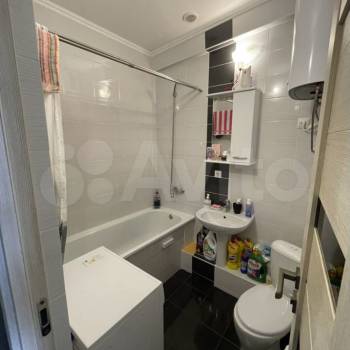 Продается Многокомнатная квартира, 90 м²