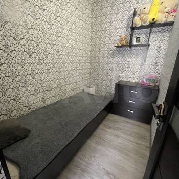 Продается Многокомнатная квартира, 90 м²