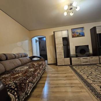 Сдается Многокомнатная квартира, 60 м²