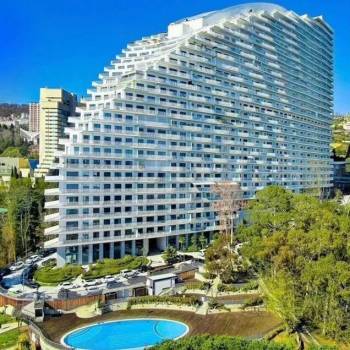 Продается 1-комнатная квартира, 93,6 м²