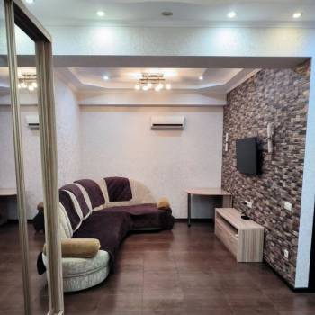 Продается Многокомнатная квартира, 75,4 м²