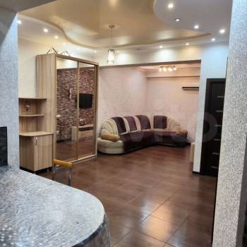 Продается Многокомнатная квартира, 75,4 м²