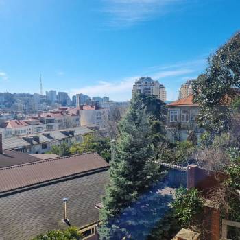 Продается Многокомнатная квартира, 68 м²