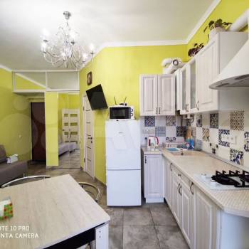 Продается 1-комнатная квартира, 27 м²