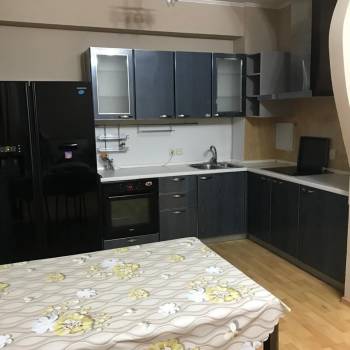 Сдается Многокомнатная квартира, 82 м²