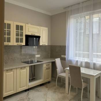 Сдается 1-комнатная квартира, 40 м²