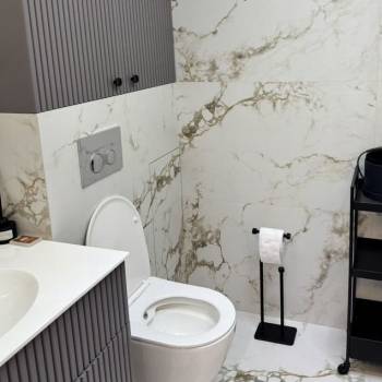 Сдается 2-х комнатная квартира, 500 м²