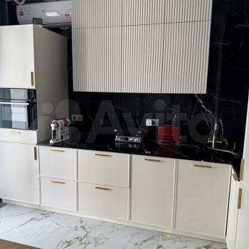 Сдается 2-х комнатная квартира, 500 м²