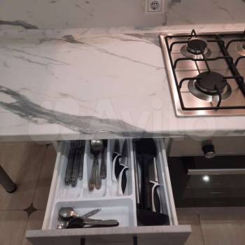 Сдается Многокомнатная квартира, 60 м²