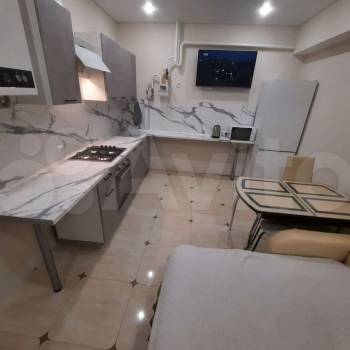 Сдается Многокомнатная квартира, 60 м²