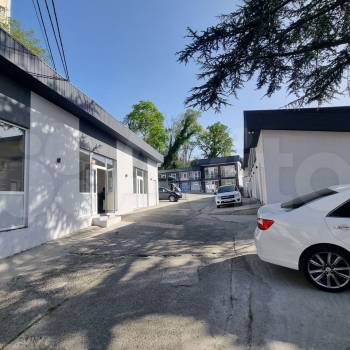 Продается Нежилое помещение, 1200 м²