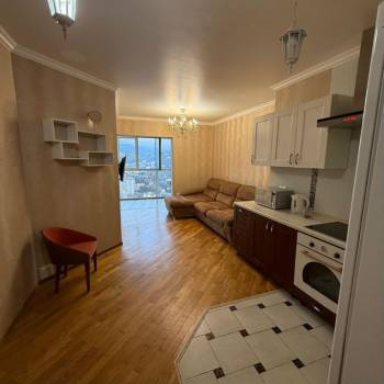 Продается 1-комнатная квартира, 45 м²