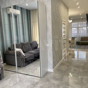 Сдается Многокомнатная квартира, 130 м²