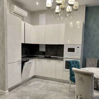 Сдается Многокомнатная квартира, 130 м²