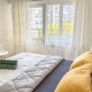 Сдается 2-х комнатная квартира, 77 м²