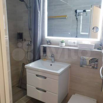 Продается 1-комнатная квартира, 45,6 м²