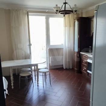 Продается 1-комнатная квартира, 59,3 м²