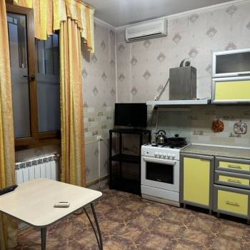 Сдается 2-х комнатная квартира, 37 м²