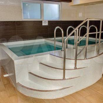 Продается Нежилое помещение, 1000 м²