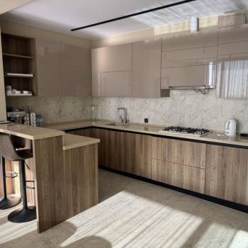 Сдается Дом, 220 м²