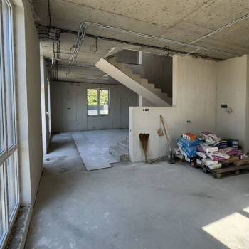 Сдается Нежилое помещение, 240 м²