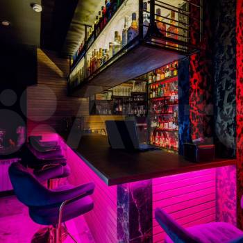 Продается Нежилое помещение, 249,8 м²