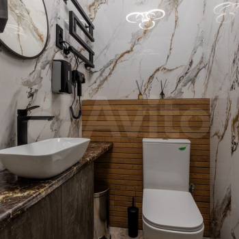 Продается Нежилое помещение, 249,8 м²