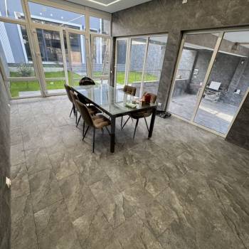 Продается Дом, 200 м²