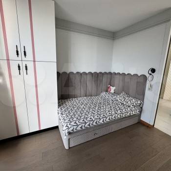 Сдается Многокомнатная квартира, 100 м²