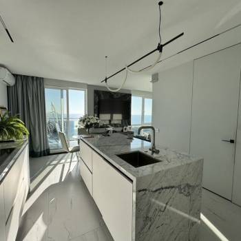 Сдается Многокомнатная квартира, 100 м²