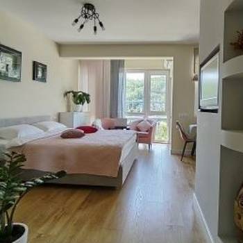 Продается 1-комнатная квартира, 33 м²