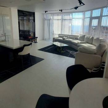 Продается Многокомнатная квартира, 120 м²