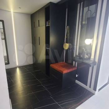 Продается Многокомнатная квартира, 120 м²