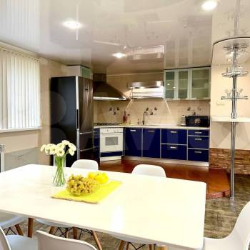 Сдается Многокомнатная квартира, 110 м²