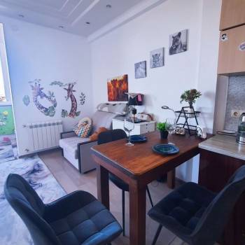 Продается 2-х комнатная квартира, 43 м²