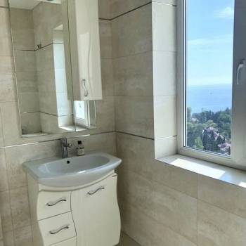 Сдается 2-х комнатная квартира, 100 м²