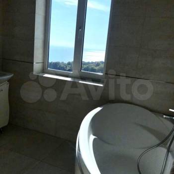 Сдается 2-х комнатная квартира, 100 м²