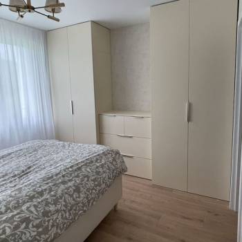 Продается 1-комнатная квартира, 40 м²