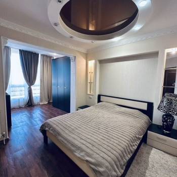 Сдается 2-х комнатная квартира, 86 м²