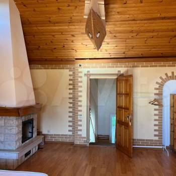 Продается Дом, 180 м²