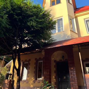 Продается Дом, 180 м²