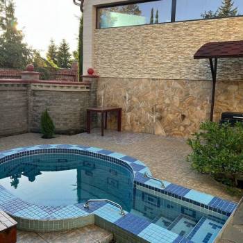 Продается Дом, 180 м²