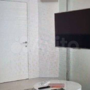 Продается 1-комнатная квартира, 49,6 м²