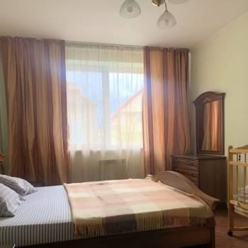 Сдается Многокомнатная квартира, 200 м²