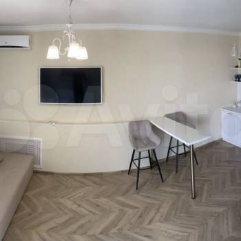 Продается 1-комнатная квартира, 36 м²