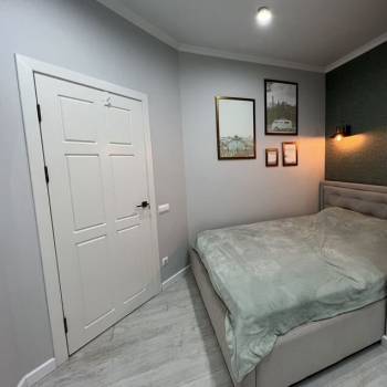 Сдается Многокомнатная квартира, 100 м²