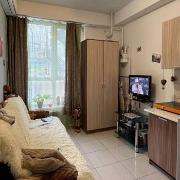 Продается 1-комнатная квартира, 14,8 м²