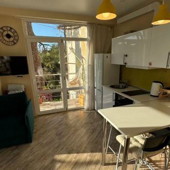 Продается 1-комнатная квартира, 27 м²